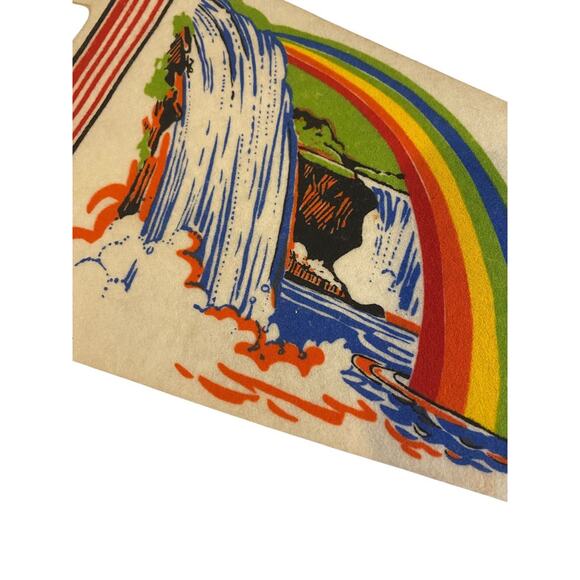 1980s 25 Inch Niagara Falls Pennant Souvenir Felt Flag Canada Rainbow - Picture 3 of 9